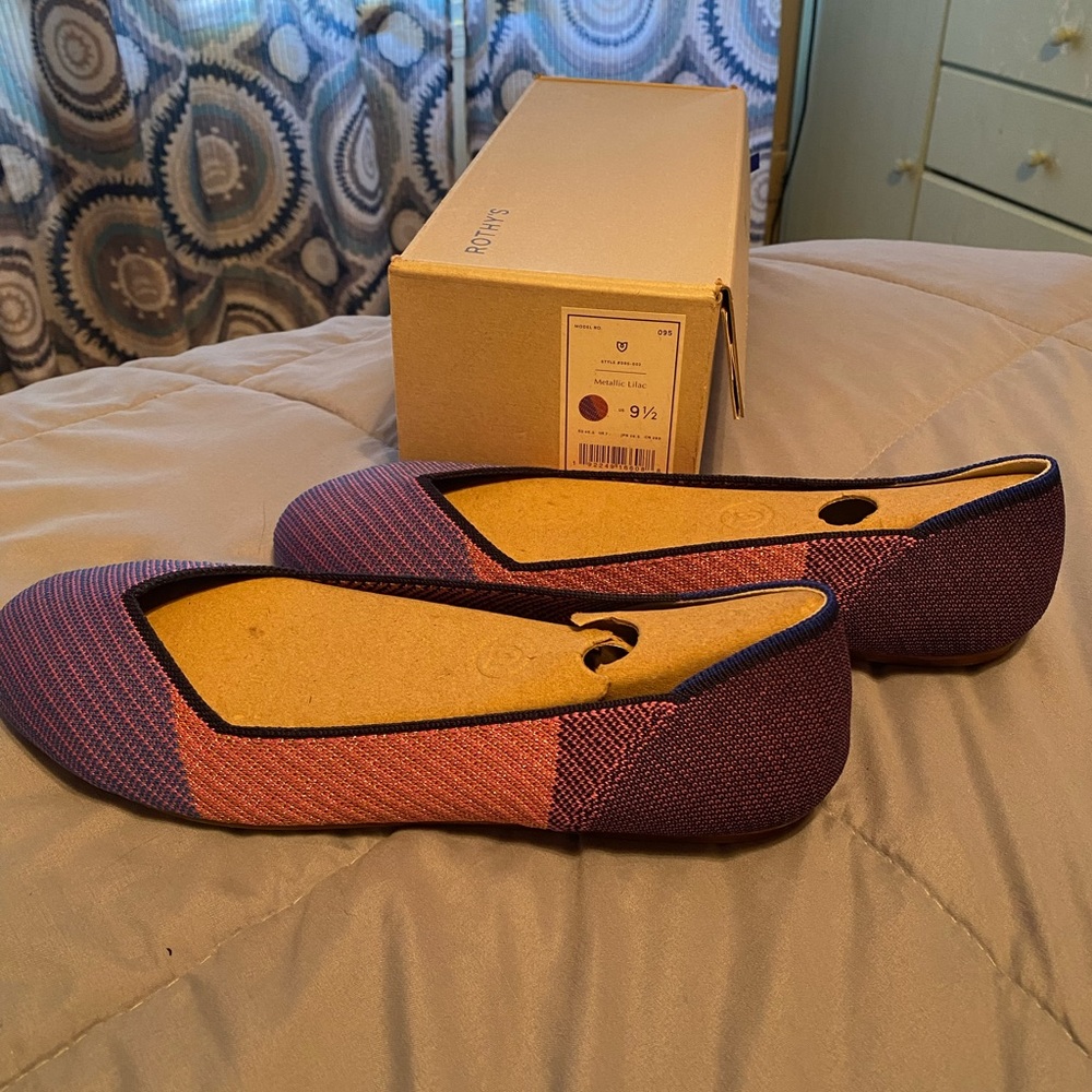 Rothy’s Metallic lilac flats. Size 9.5. Special edition flat.